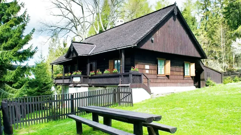 HVIEZDOSLAVOVA HÁJOVŇA - MÚZEUM