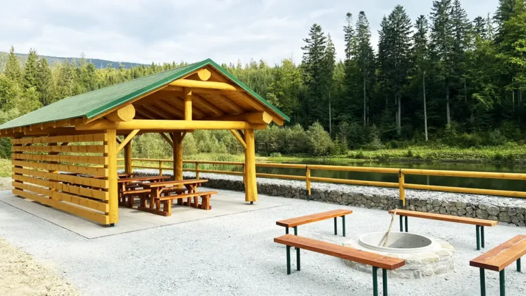 VYŠNÝ TAJCH - POSEDENIE S OHNISKOM